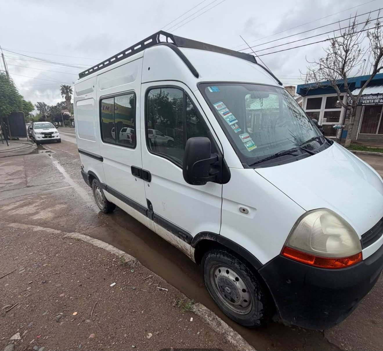 Renault Master furgón 2012 · Otra vista exterior